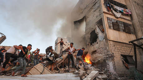 Una trabajadora del Departamento de Estado acusa a Biden de ser "cómplice del genocidio" contra el pueblo de Gaza