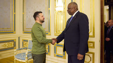 Zelenski: Le deseo la "victoria" a Biden y él ya decidirá "dónde" será (VIDEO)