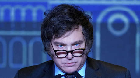 Milei cree que existe riesgo de "hiperinflación" y augura "seis meses muy duros" de ajuste fiscal