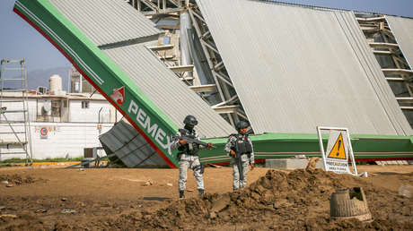 Continúa la reconstrucción de Acapulco un mes después del paso del huracán Otis en México