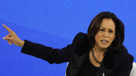 Kamala Harris: Los robots como el de Schwarzenegger en 'Terminator' "no son una amenaza actual"