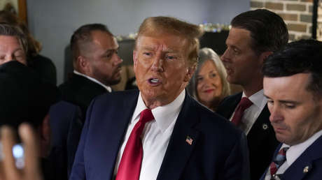 Trump afirma que será dictador solo el "primer día" si es elegido presidente