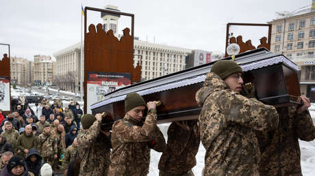 "Igual todos vamos a morir": Una asistente de Zaluzhny 'alienta' a los padres de los movilizados en Ucrania