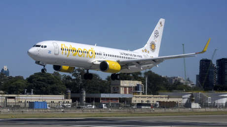 El Gobierno de Milei amplía las rutas de aerolíneas 'low cost' con su política de "cielos abiertos"