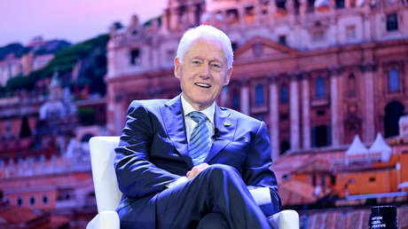 Bill Clinton habría "amenazado" a Vanity Fair para que no escribieran sobre Epstein