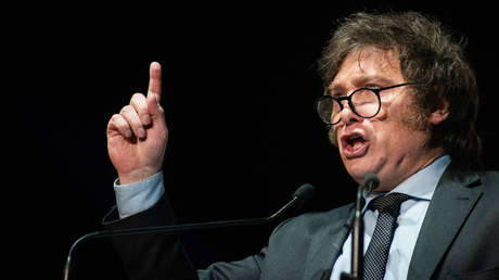 "Es para alzar en hombros a Caputo": Milei celebra su pronóstico de una inflación de 30 % en diciembre