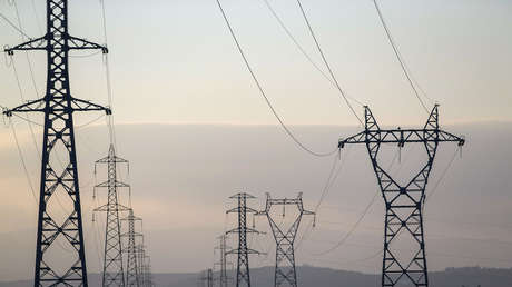 Asamblea de Ecuador aprueba una ley energética que busca eliminar los apagones