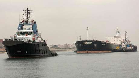 Los hutíes de Yemen reivindican el impacto con misiles en un barco de EE.UU. y planean más ataques