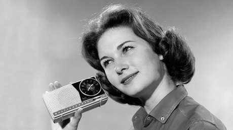 Elena Francis, el 'consultorio amoroso' que usó el franquismo para adoctrinar a las mujeres en España