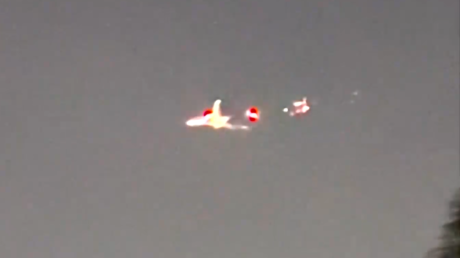 VIDEO: Un Boeing 747 de carga aterriza de emergencia en EE.UU. tras un fallo del motor
