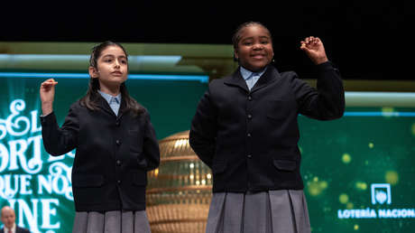 La Fiscalía de Madrid investiga los "insultos racistas" a niñas cantoras del sorteo de Navidad