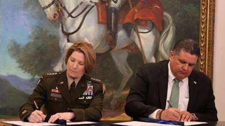 Panamá y EE.UU. sellan acuerdos en materia de seguridad tras visita de la jefa del Comando Sur
