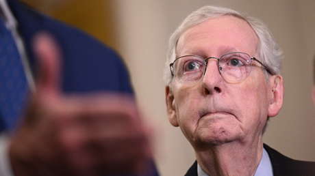 Politico: La dimisión de McConnell afectará a las posibilidades de Kiev de obtener ayuda estadounidense