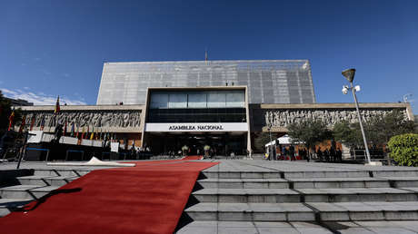 Encuentran un cadáver en la terraza del Parlamento de Ecuador