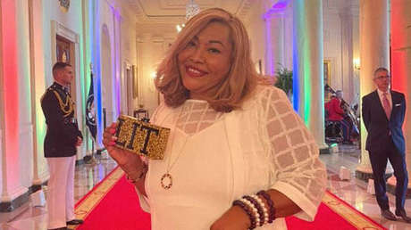 La fundadora de una organización LGBTQ+, detenida por blanqueo de capitales