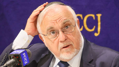 Piden al jefe de una comisión de EE.UU. que se quite el gorro judío durante visita a Arabia Saudita