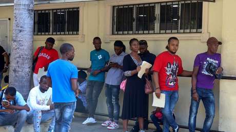 La ONU pide a los países no devolver "por la fuerza" a los haitianos