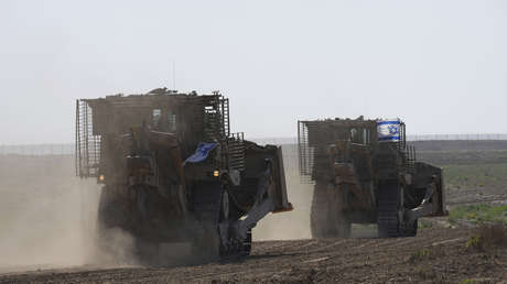 Al Jazeera: Soldados israelíes matan a dos palestinos y entierran sus cadáveres con excavadora