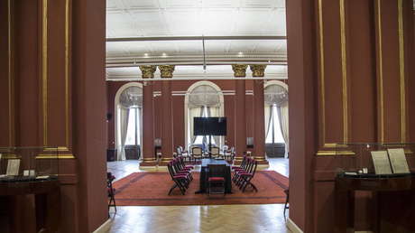 Milei le quitará el nombre a un salón que honraba a los pueblos originarios