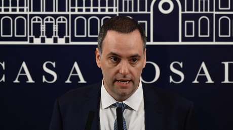 Milei busca penar "el adoctrinamiento en las escuelas"