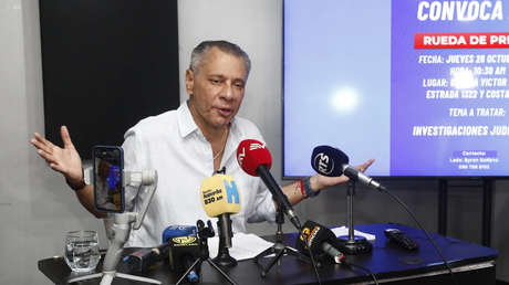 "Me dieron puntapiés y rodillazos, me pisaron el cuello": Glas da detalles de su captura