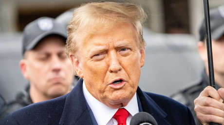 Trump pone condiciones para la entrega de ayuda militar de EE.UU. a Ucrania