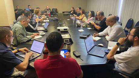 Gobierno de Colombia y el ELN se reúnen en la "ronda extraordinaria" de conversaciones