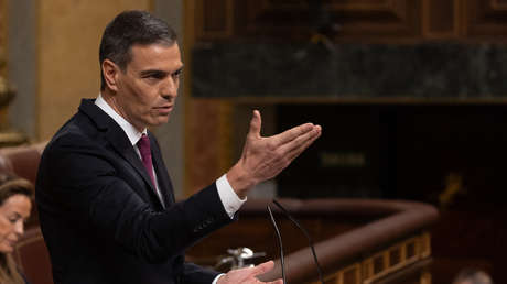 Un hombre grita a Pedro Sánchez que "por 7 votos tiene el culo roto" y así fue su respuesta (VIDEO)