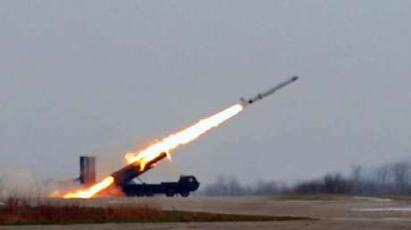 Corea del Norte prueba un nuevo misil y una "ojiva supergrande"