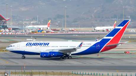 Cuba suspende los vuelos regulares de su aerolínea estatal a Argentina