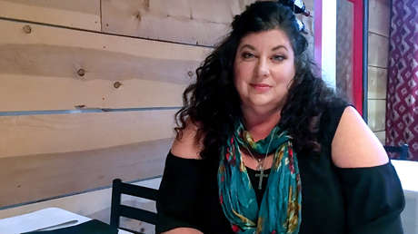 "Quiero que Joe Biden rinda cuentas": Carlson entrevista a Tara Reade que acusa al presidente de agresión sexual