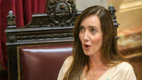 "¡Hola villarruelines!": vicepresidenta argentina bautiza a sus fans y llueven los memes