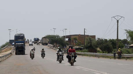 Níger acusa a un país vecino de tener bases militares de Francia, donde "se entrenan terroristas"