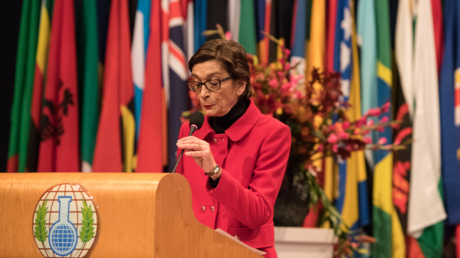 Reportan que embajadora de España abandonó Argentina en medio de la crisis diplomática