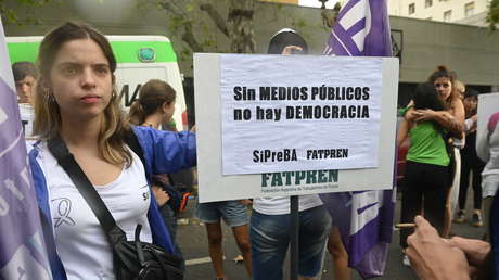 El Gobierno de Milei suspende las redes de los medios públicos para aplicar "cambios de criterio"