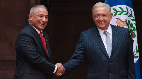 López Obrador anuncia un acuerdo para enviar energía eléctrica a Belice