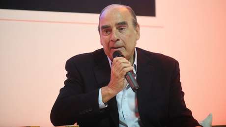 La ley Bases de Milei se abre camino en el Senado argentino