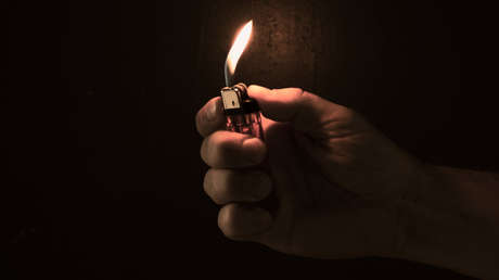 Un hombre se inmola frente a un edificio gubernamental en Jordania (VIDEO)