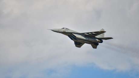 Un país de la OTAN califica de "ilegal" su entrega de cazas a Kiev