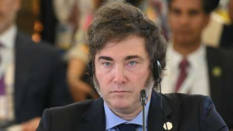 "Socialismo autoritario": Milei arremete nuevamente contra Pedro Sánchez