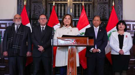 Boluarte ataca a la prensa tras cumplir casi 3 meses evitándola