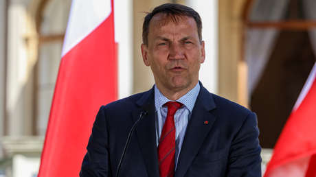 Polonia "explorará la idea" de derribar misiles rusos sobre Ucrania