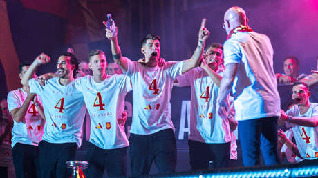 Gibraltar se queja a la UEFA por los cánticos de futbolistas españoles tras ganar la Eurocopa