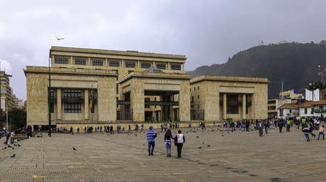 Corte Suprema de Colombia abre investigación formal contra nueve congresistas por corrupción