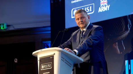 "Si no, todos moriremos": Zaluzhny llama a Occidente a renunciar a sus libertades para sobrevivir