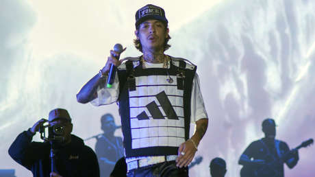 Vinculan a un proceso judicial al cantante Natanael Cano por soborno a policías