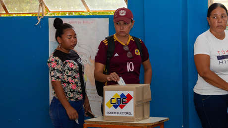 Venezolanos votan este domingo para "acelerar" cambios y transformaciones en sus comunidades