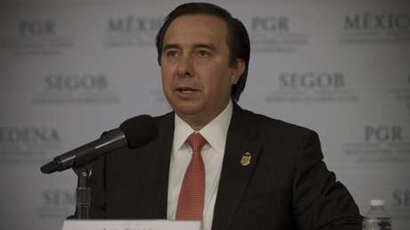 Zerón afirma que Peña Nieto fue el responsable de armar "la verdad histórica" sobre Ayotzinapa