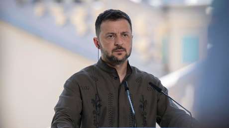 Zelenski menciona cuatro direcciones del frente tensas para las fuerzas ucranianas