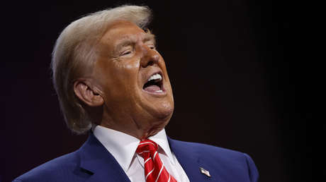 Trump defiende los aranceles que impondrá y dice que es su "palabra favorita"